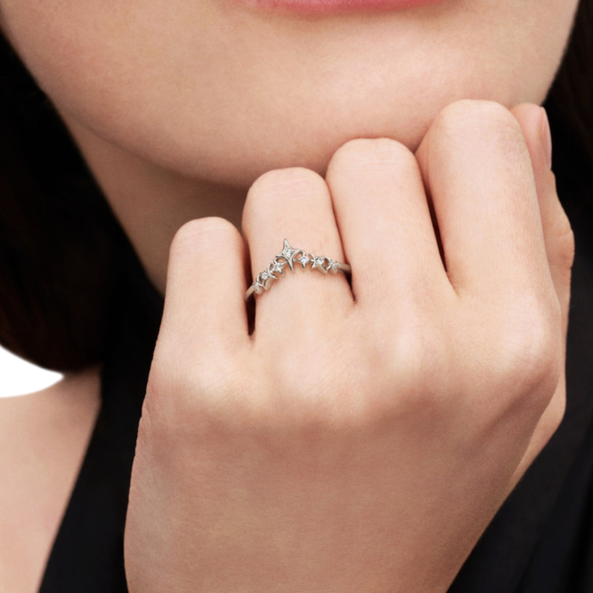 Ring mit einem Stern-Diadem Zirkonia