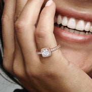 Ring Rose Funkelnder Strahlenkranz, quadratisch 18