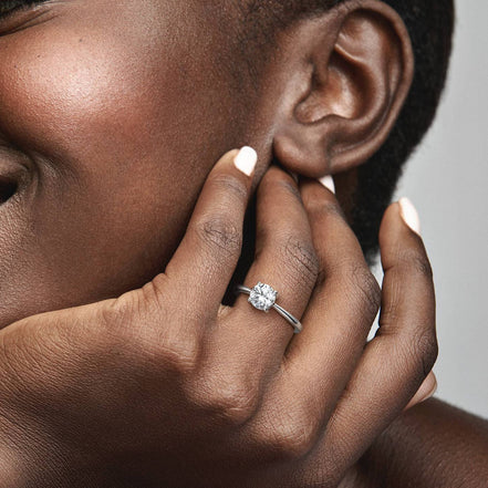 Ring mit Zirkonia
