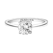 Ring mit Zirkonia
