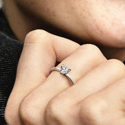 Ring mit einem Zirkonia-Herz