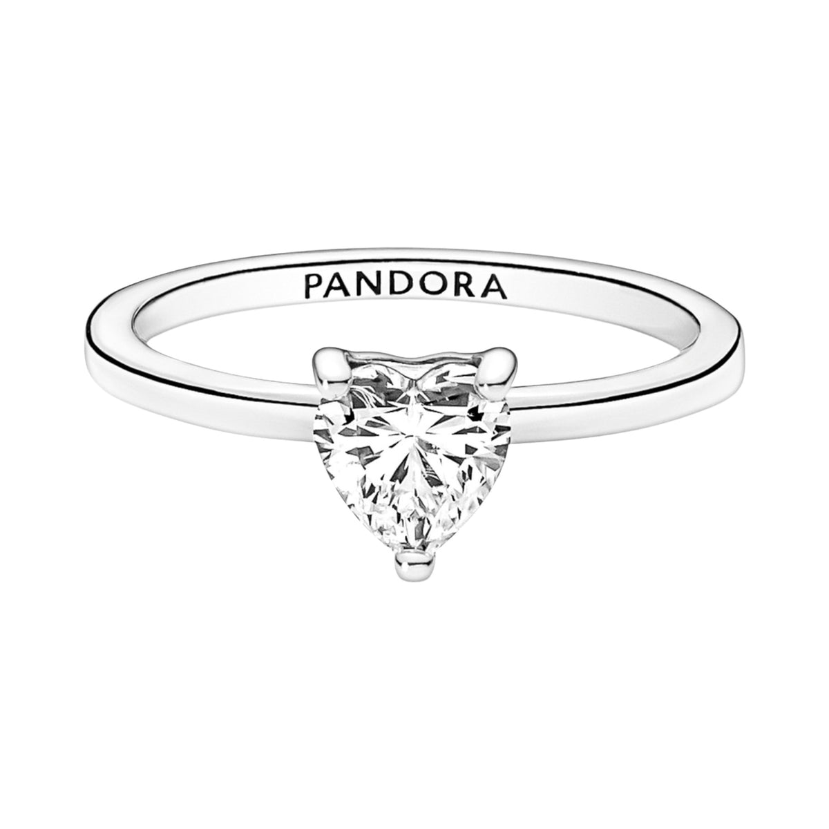 Ring mit einem Zirkonia-Herz