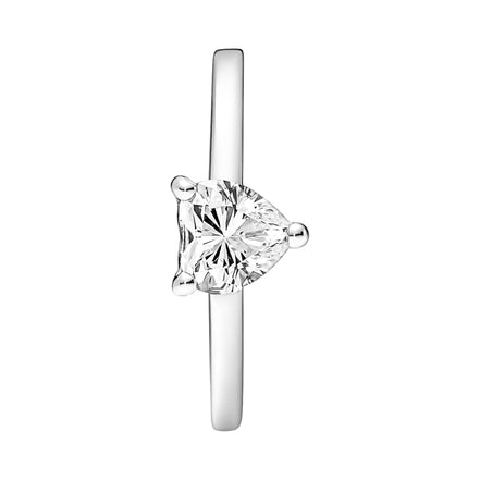 Ring mit einem Zirkonia-Herz