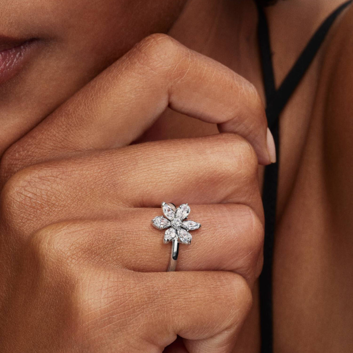 TIMELESS Ring Blume silberfarben