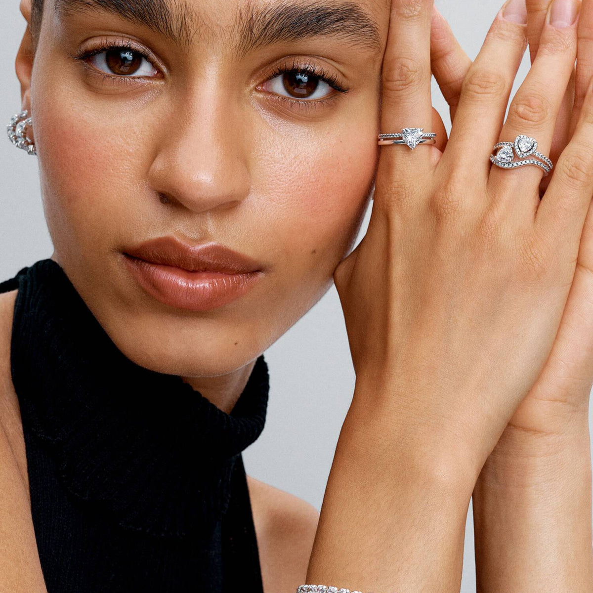 TIMELESS Ring Herz doppeltes Band