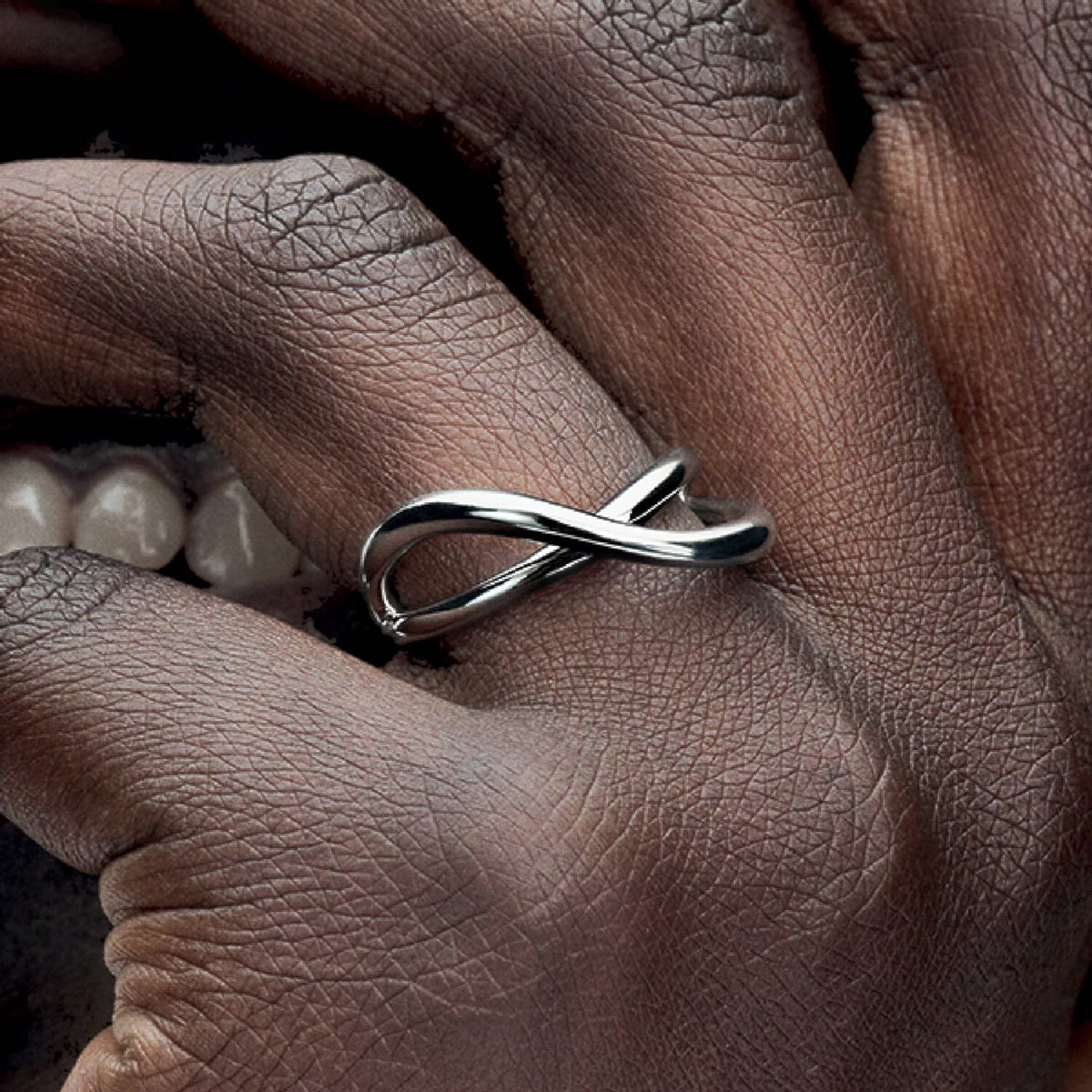 ESSENCE Ring Unendlichkeit Silber