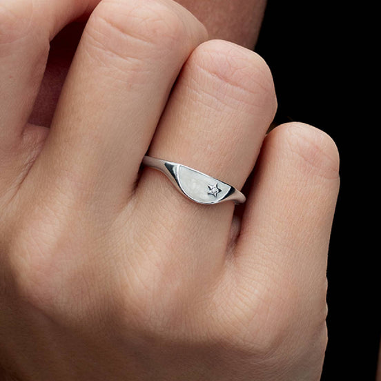 ME Ring Siegel Stern Silber