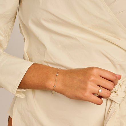 Armband aus 585er Gold mit runden Elementen und Zirkonia