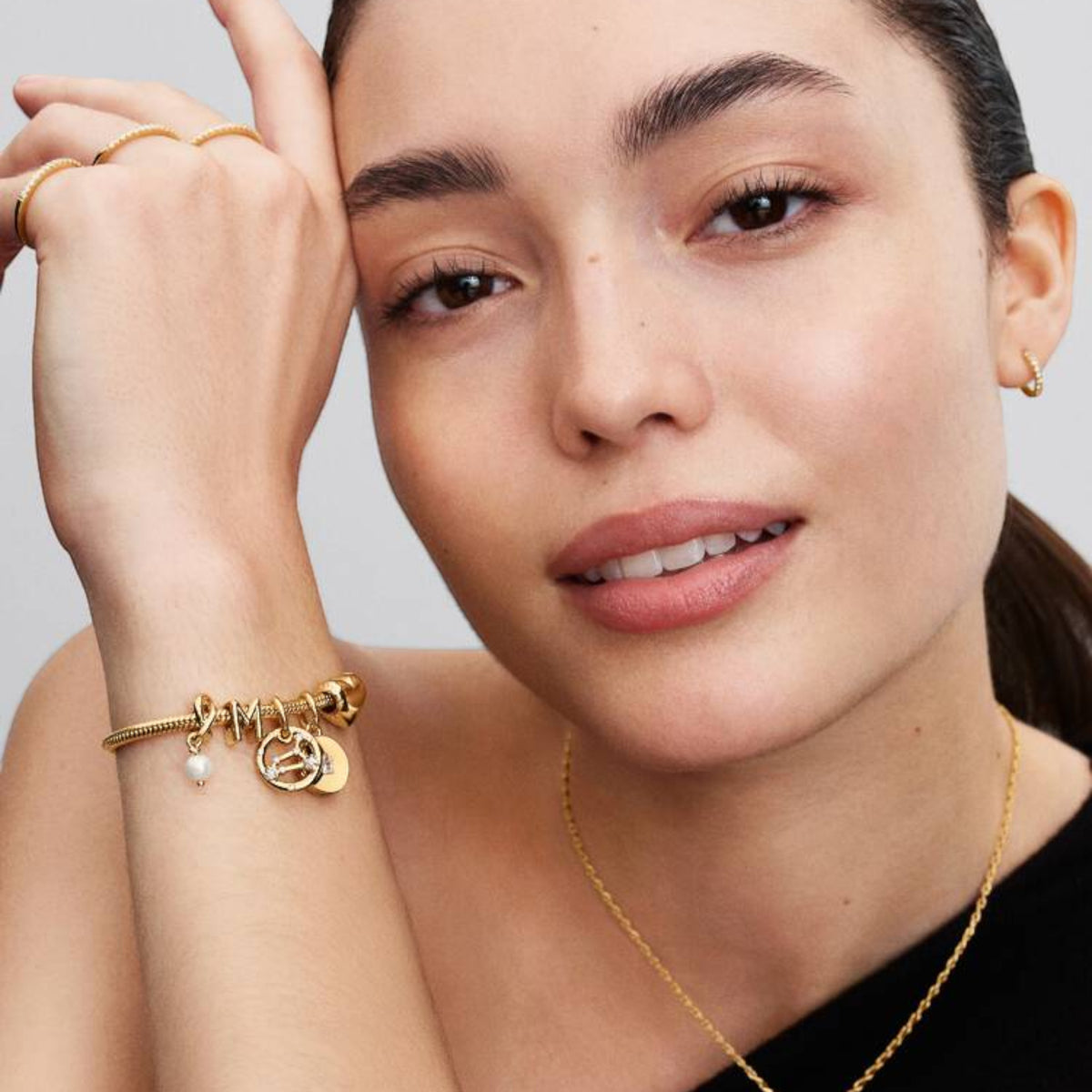 MOMENTS Gliederarmband mit Herzverschluss