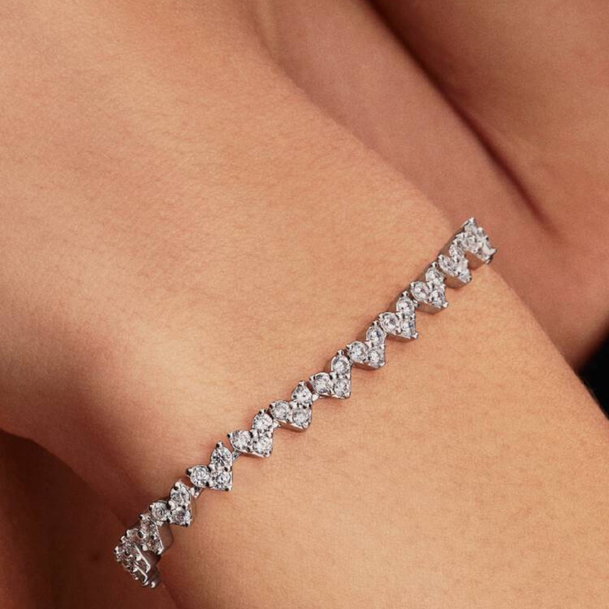 Armband Herzen silberfarben