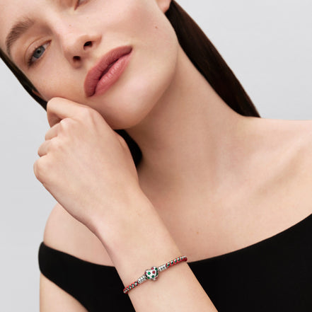Weihnachtliches Charm-Armband mit Herz-Verschluss