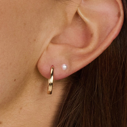 Ovale Creolen aus 585er Gold in konischem Design 16,6 mm
