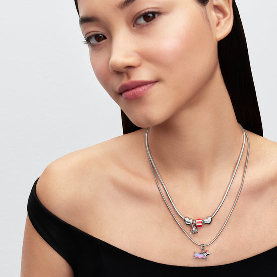 Weihnachtlicher Dackel-Charm mit Mütze