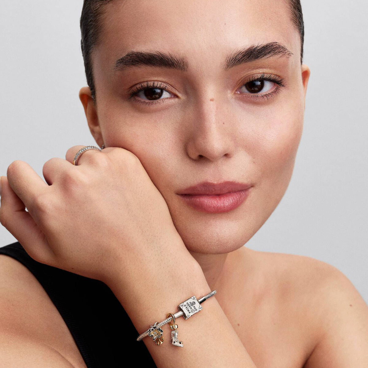 Prinzessin Tiana Seerose Charm