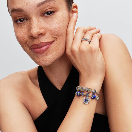 Bicolore Sternenkonstellation Charm mit Zirkonia