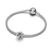 MOMENTS Charm Schneeflocke silberfarben