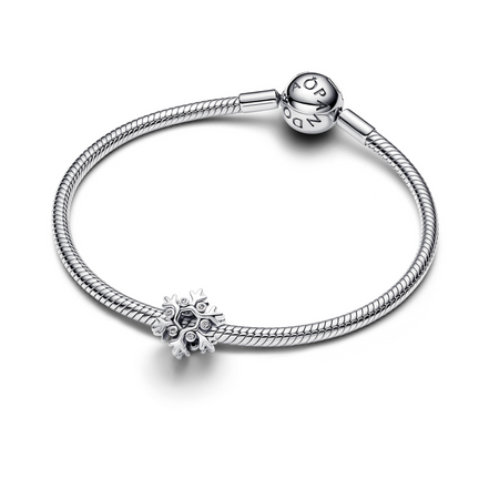 MOMENTS Charm Schneeflocke silberfarben