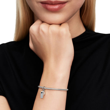 Schiedsrichter Pfeife Charm