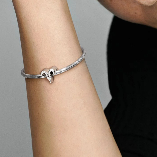 MOMENTS Charm Sternzeichen Widder Silber