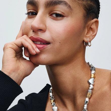 Charm Glitzerndes gewundenes Herz Silber