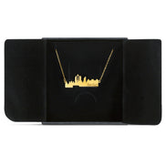 Vergoldete Halskette mit Berliner Skyline