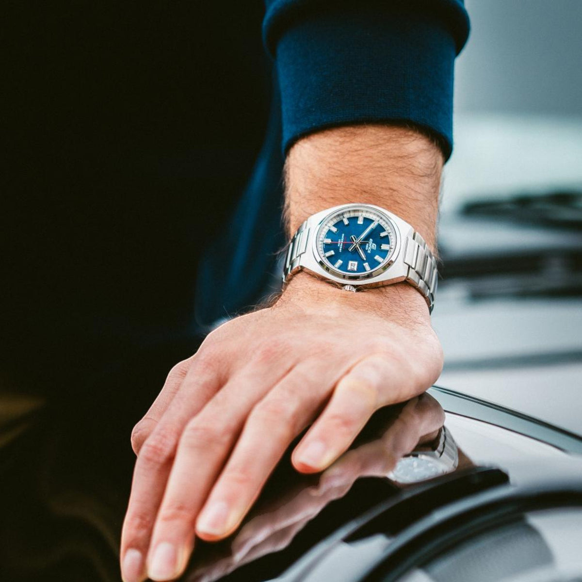 Edifice Herrenuhr Blau