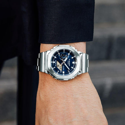 G-Shock Herrenuhr Silber Dunkelblau