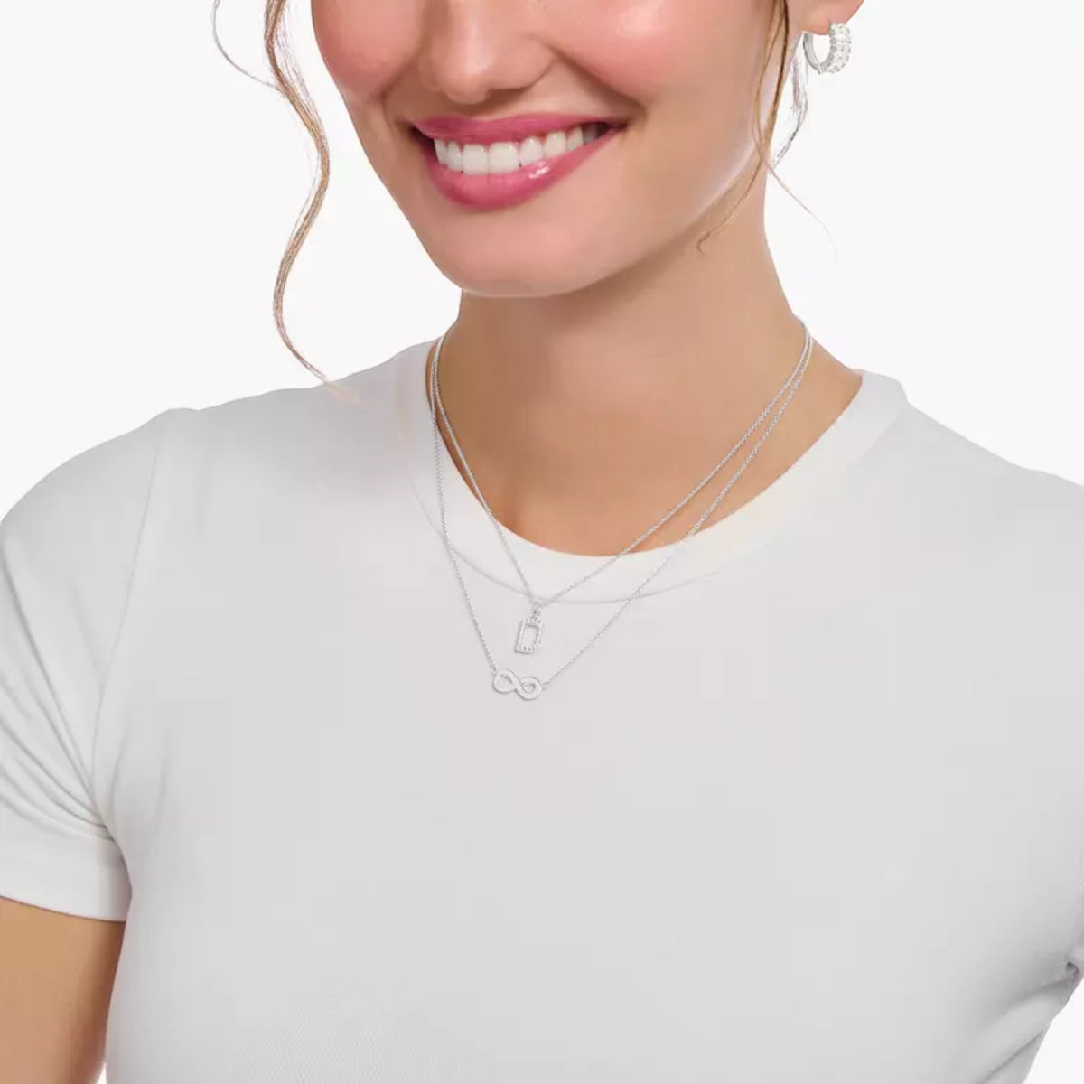 Kette mit Infinity-Anhänger Silber