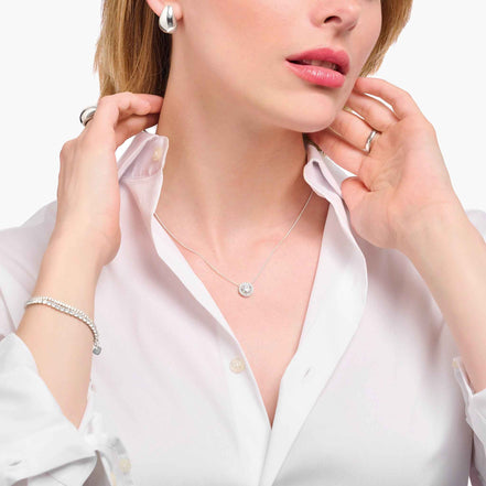 Kette mit Anhänger und Zirkonia