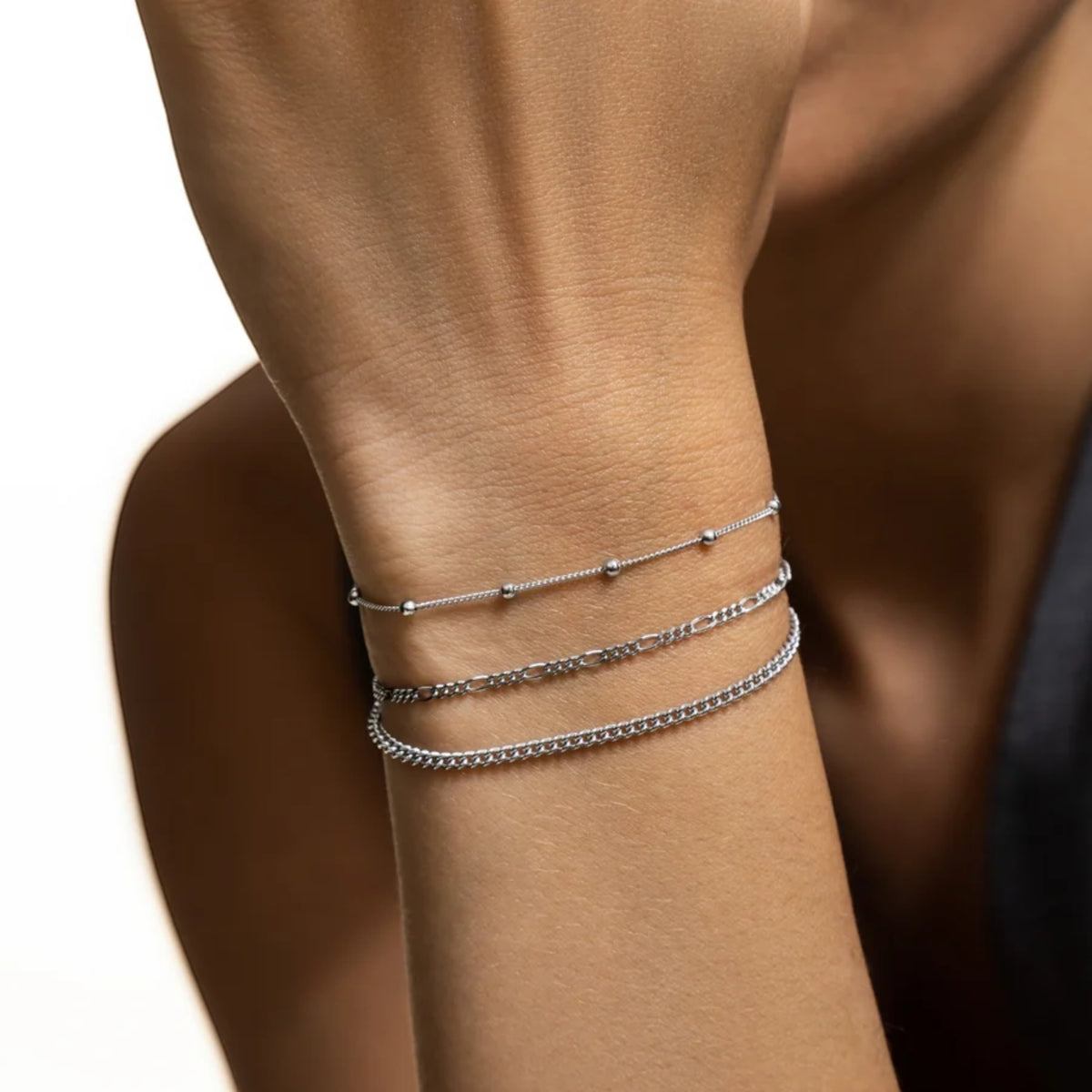 BASIC Armband mit Kugeln Silberfarben